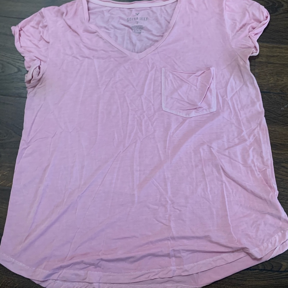 American Eagle V Neck Short Sleeve T shirt